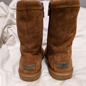 Women's Size 7 Side Zip Sheepskin Ugg Boots